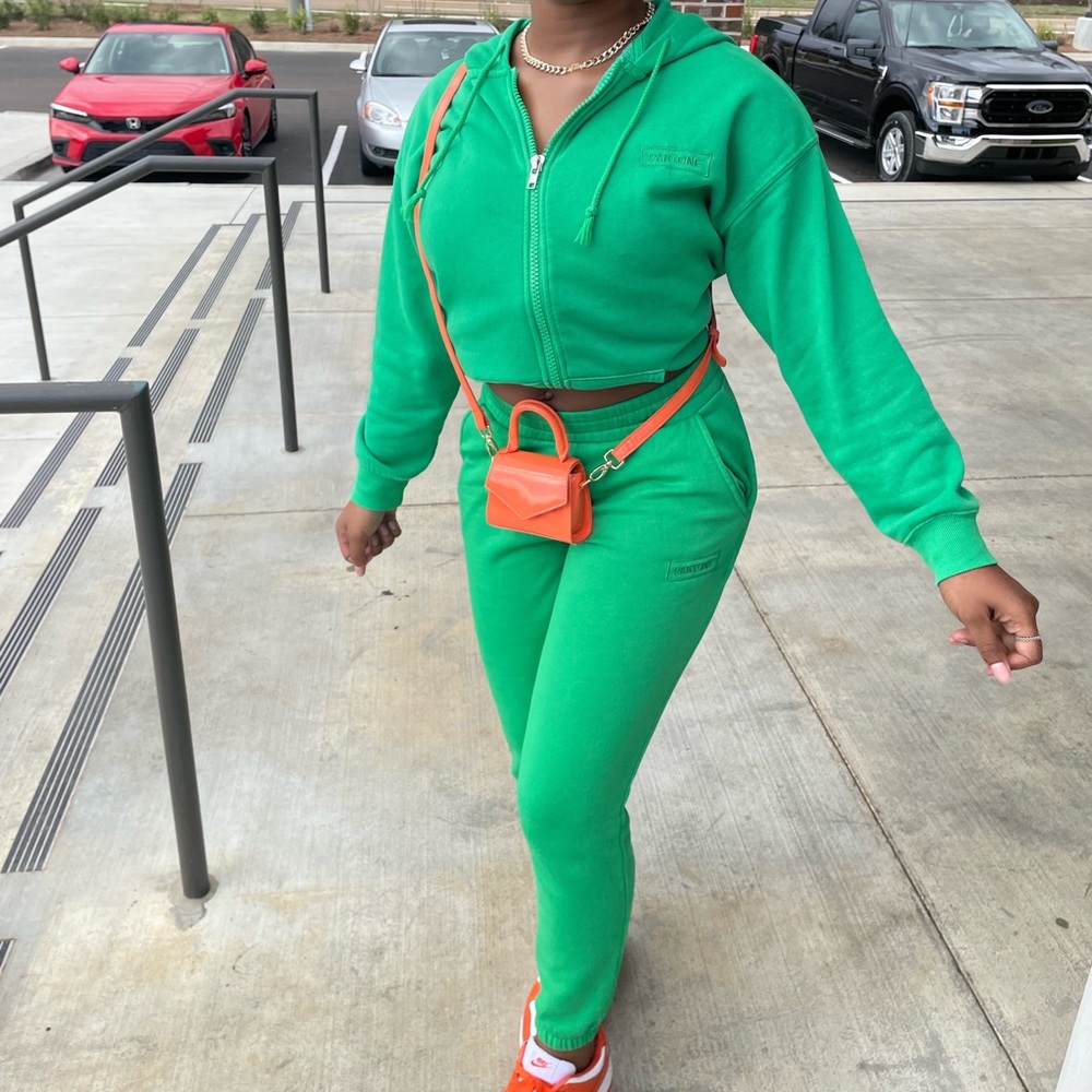 Green Sweatsuit Set (Jacket is NOT cropped I have it tucked under!)